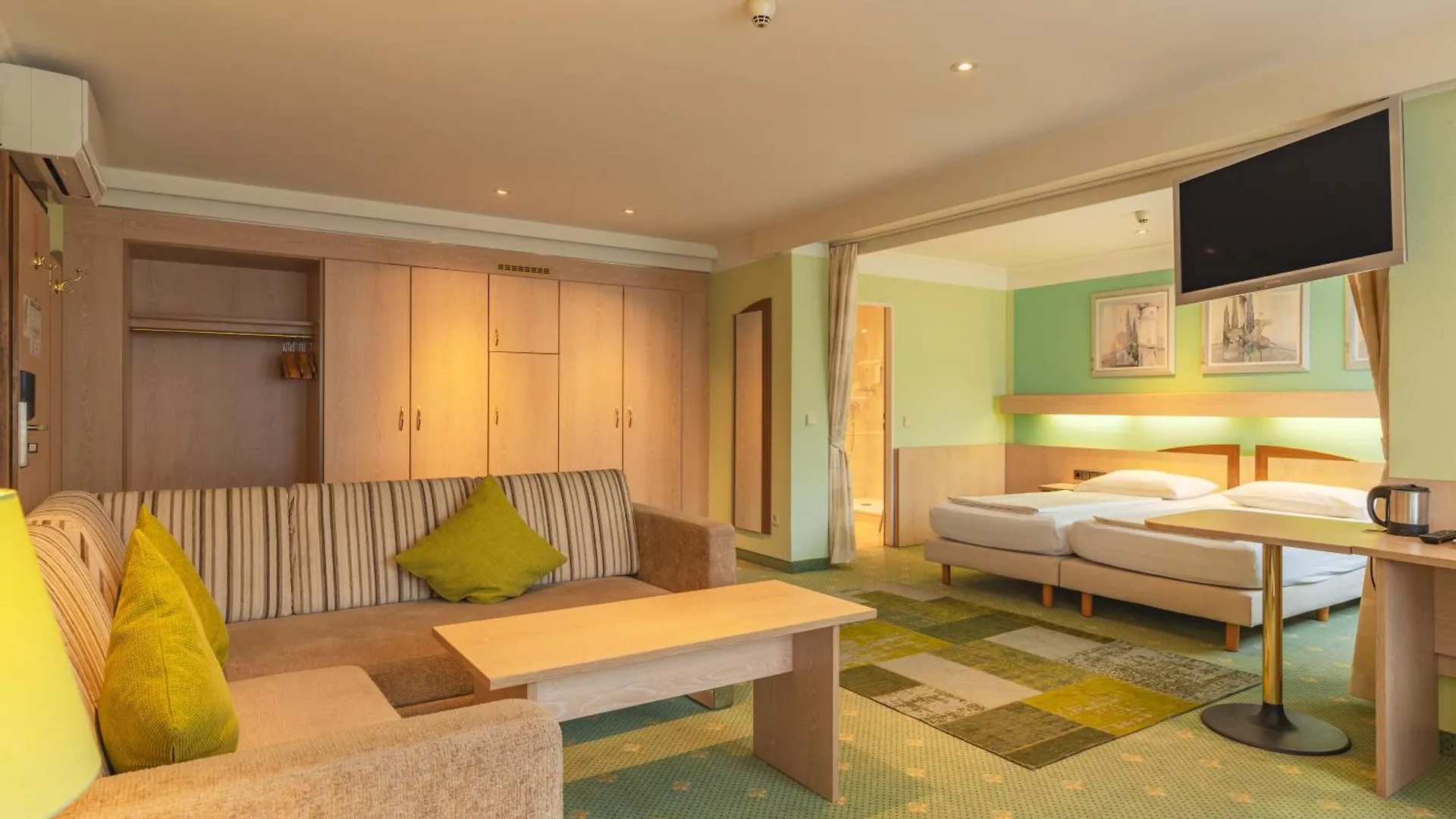 Parkhotel Crombach Rosenheim 3*,  Tyskland