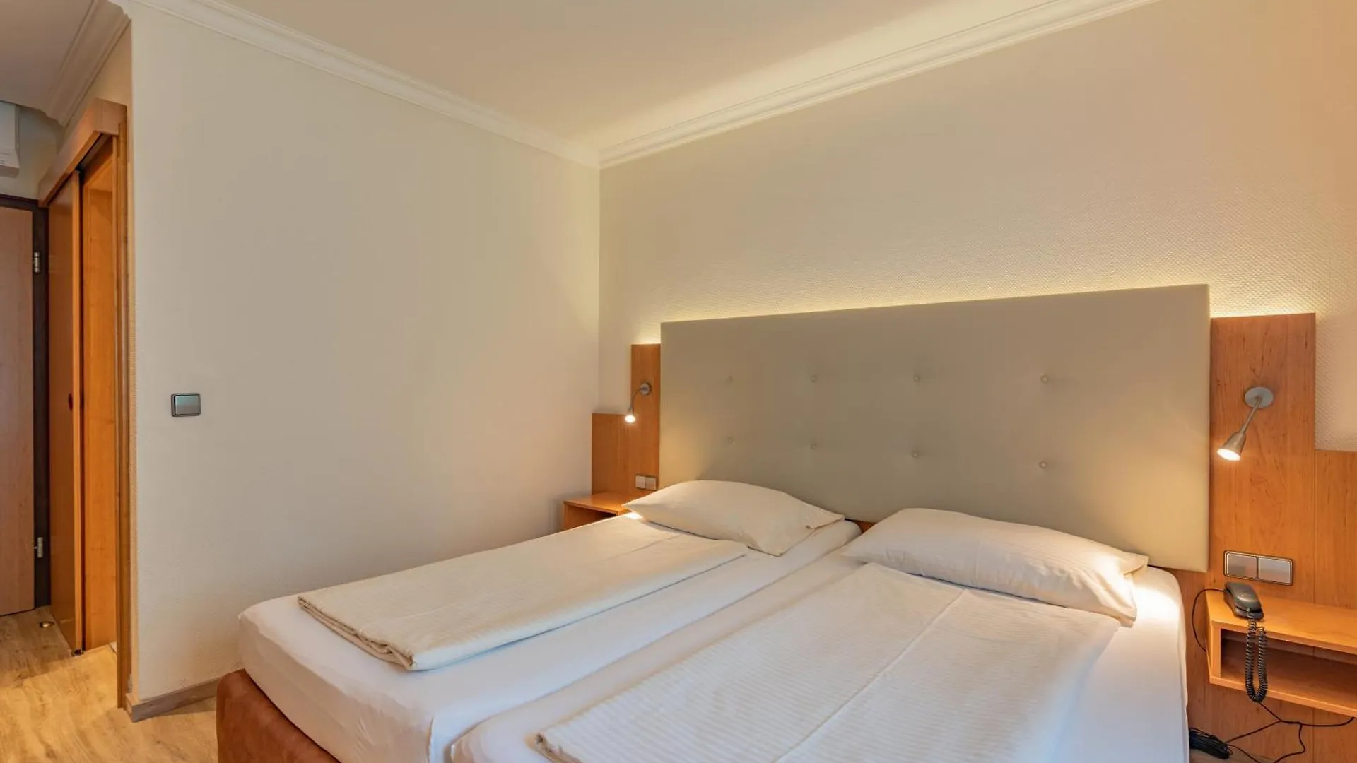 Parkhotel Crombach Rosenheim 3*,